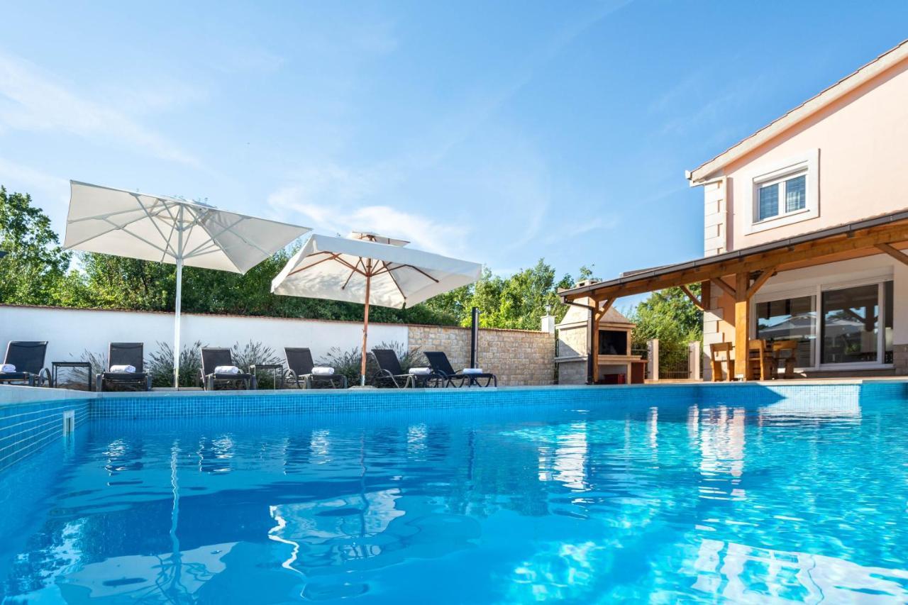 סיני Vacation Villa Matic With 7 Bedrooms מראה חיצוני תמונה