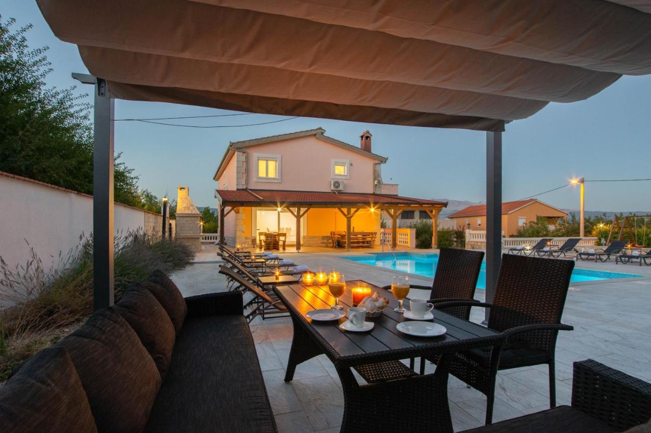 סיני Vacation Villa Matic With 7 Bedrooms מראה חיצוני תמונה