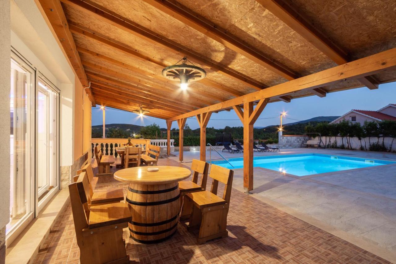 סיני Vacation Villa Matic With 7 Bedrooms מראה חיצוני תמונה