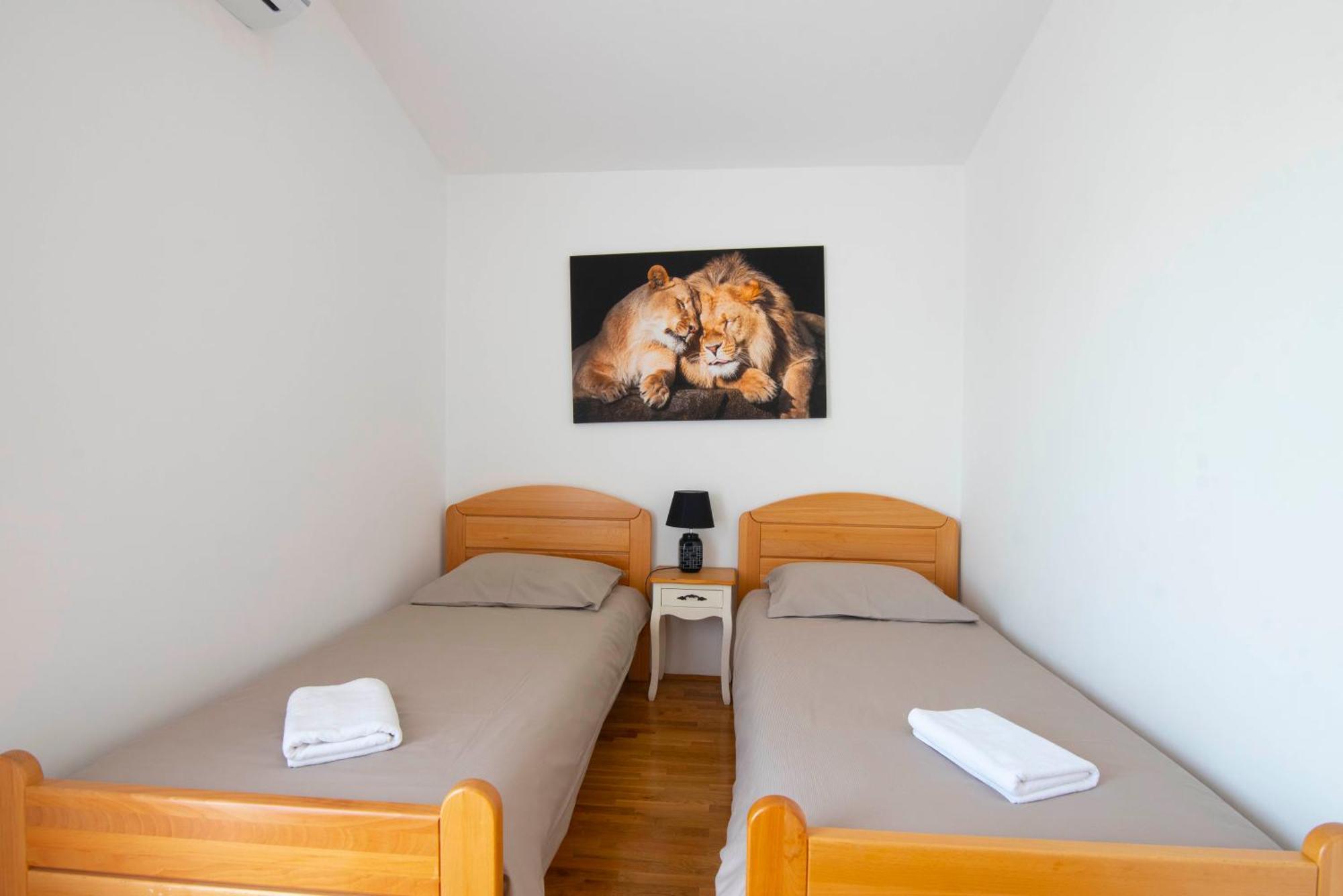 סיני Vacation Villa Matic With 7 Bedrooms מראה חיצוני תמונה