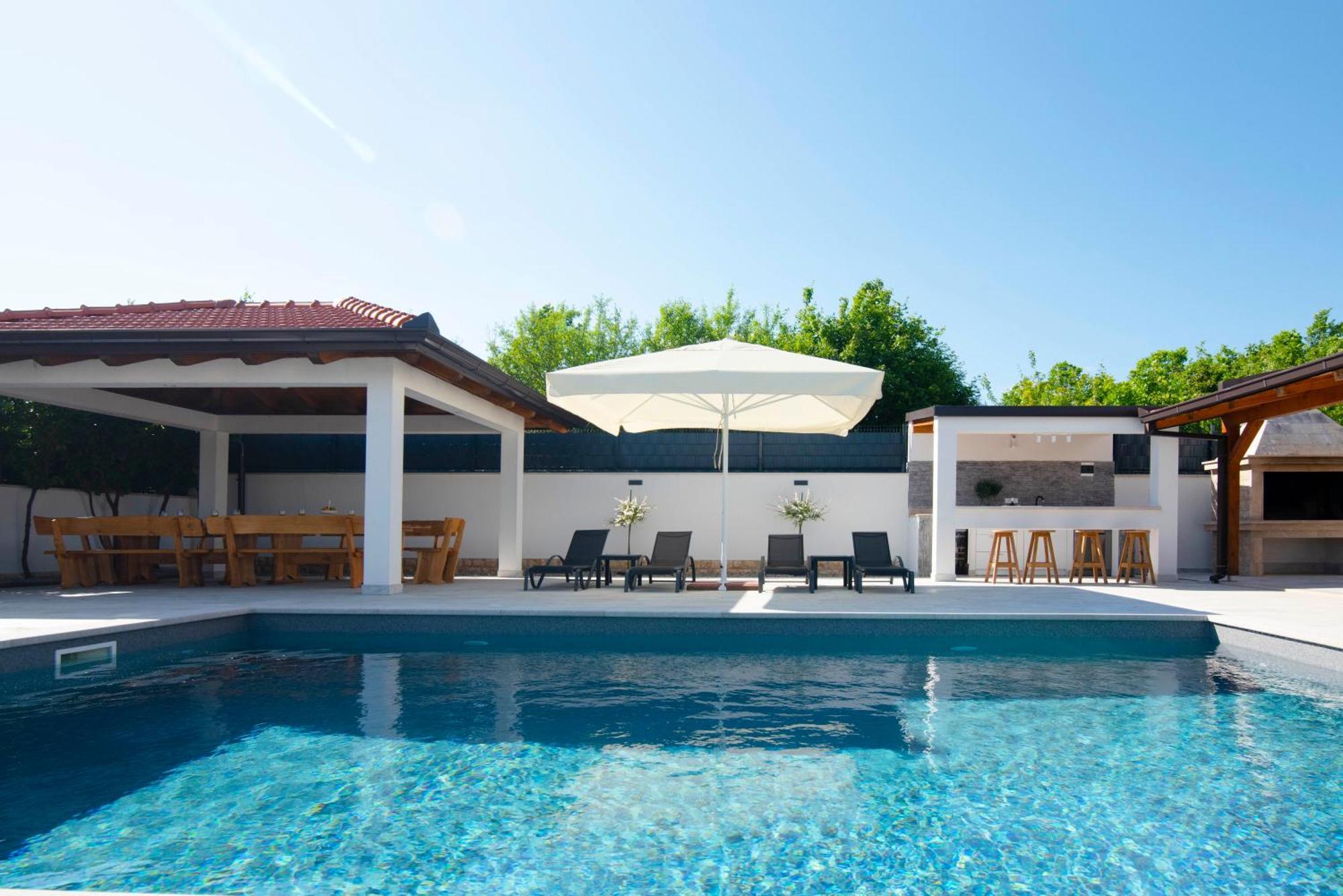 סיני Vacation Villa Matic With 7 Bedrooms מראה חיצוני תמונה