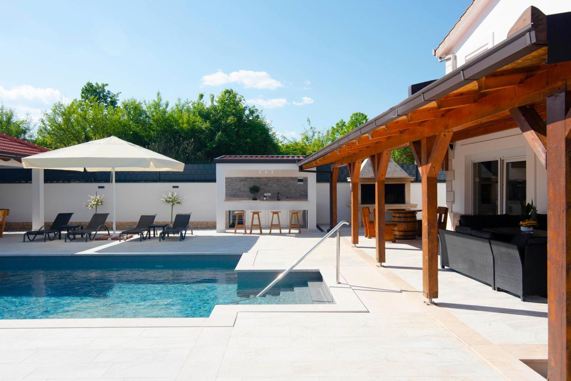 סיני Vacation Villa Matic With 7 Bedrooms מראה חיצוני תמונה